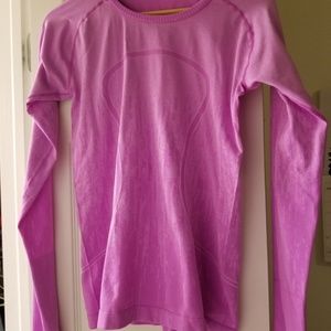Lavender Lululemon Top